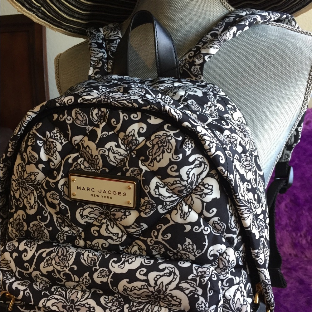 Authentic Mars Jacobs Backpack Good Condition - image 8